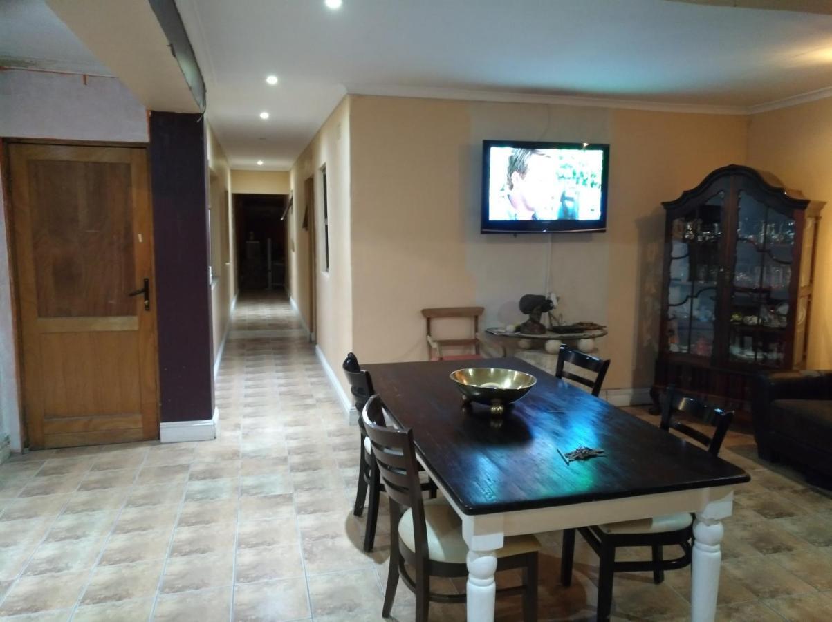Liziwe'S Guest House Matroosfontein Ngoại thất bức ảnh