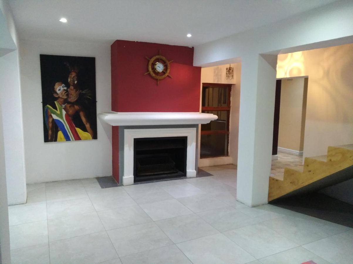 Liziwe'S Guest House Matroosfontein Ngoại thất bức ảnh